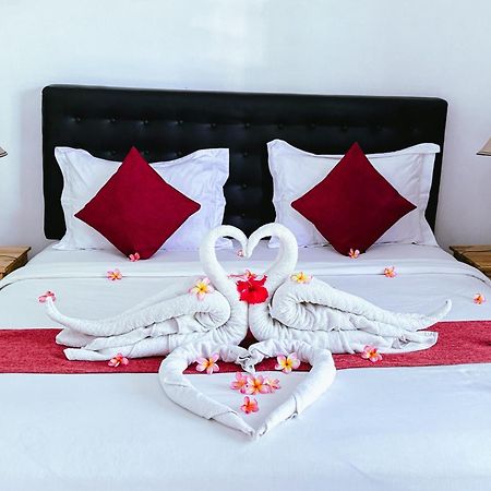 Biya Lumba Apartment จันดีดาซา ภายนอก รูปภาพ