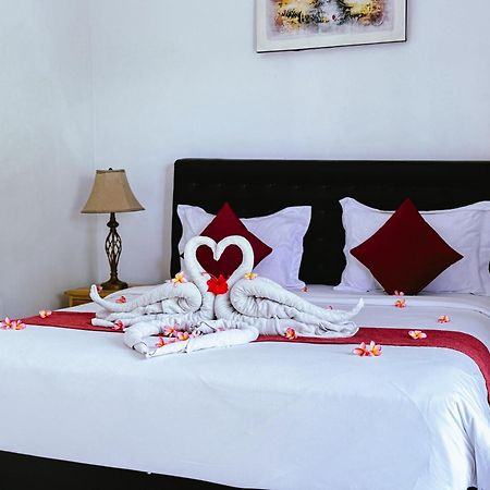 Biya Lumba Apartment จันดีดาซา ภายนอก รูปภาพ