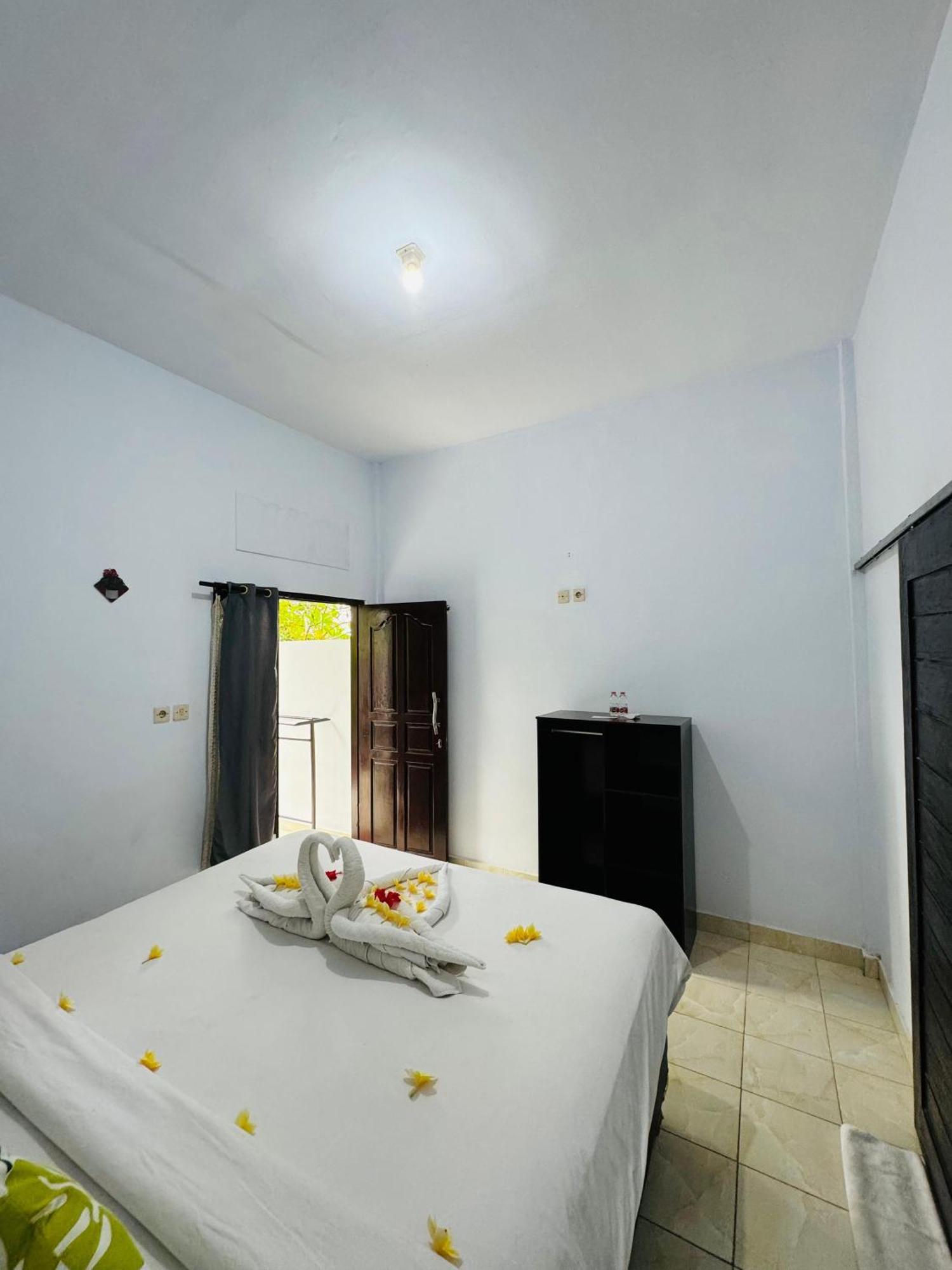 Biya Lumba Apartment จันดีดาซา ภายนอก รูปภาพ