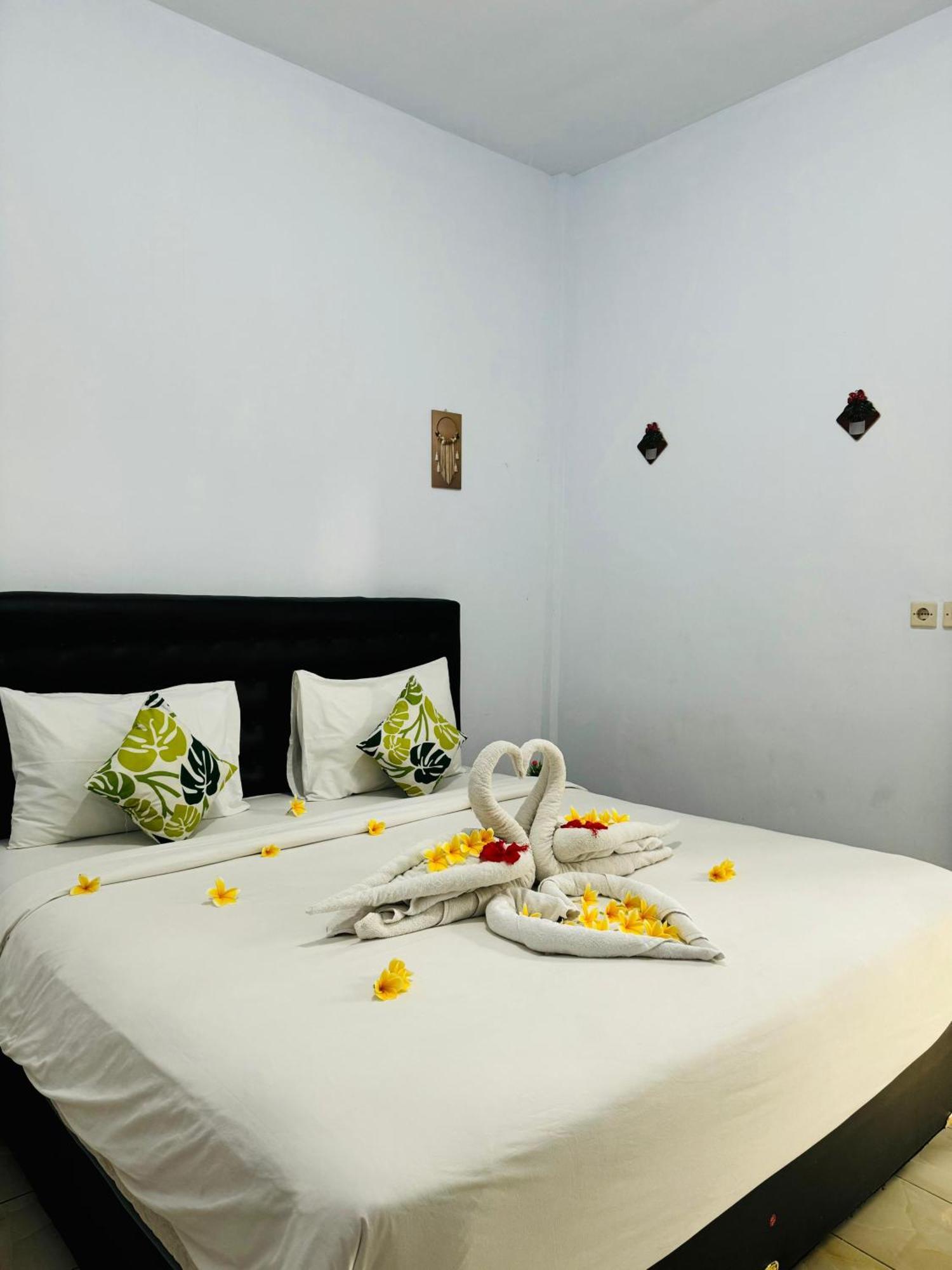 Biya Lumba Apartment จันดีดาซา ภายนอก รูปภาพ