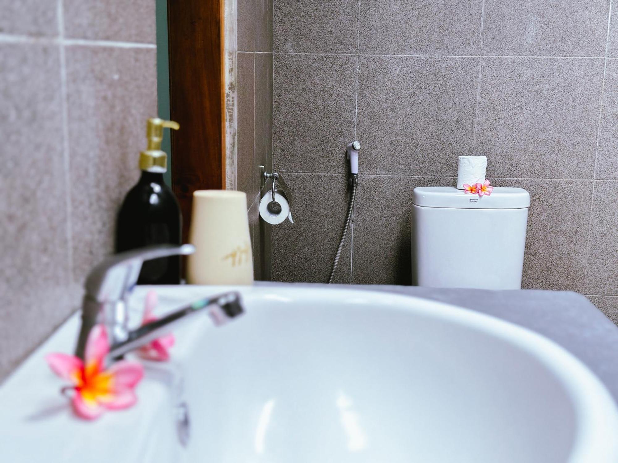 Biya Lumba Apartment จันดีดาซา ภายนอก รูปภาพ