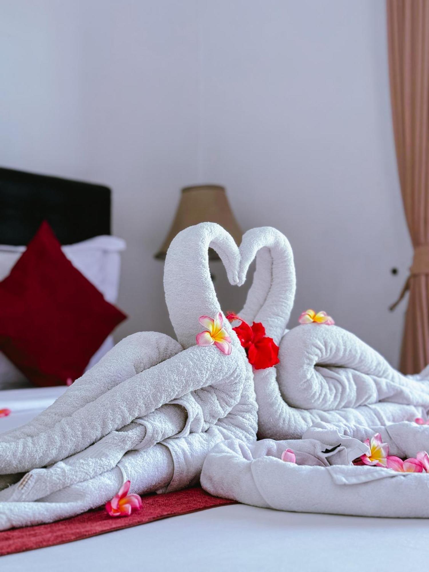 Biya Lumba Apartment จันดีดาซา ภายนอก รูปภาพ