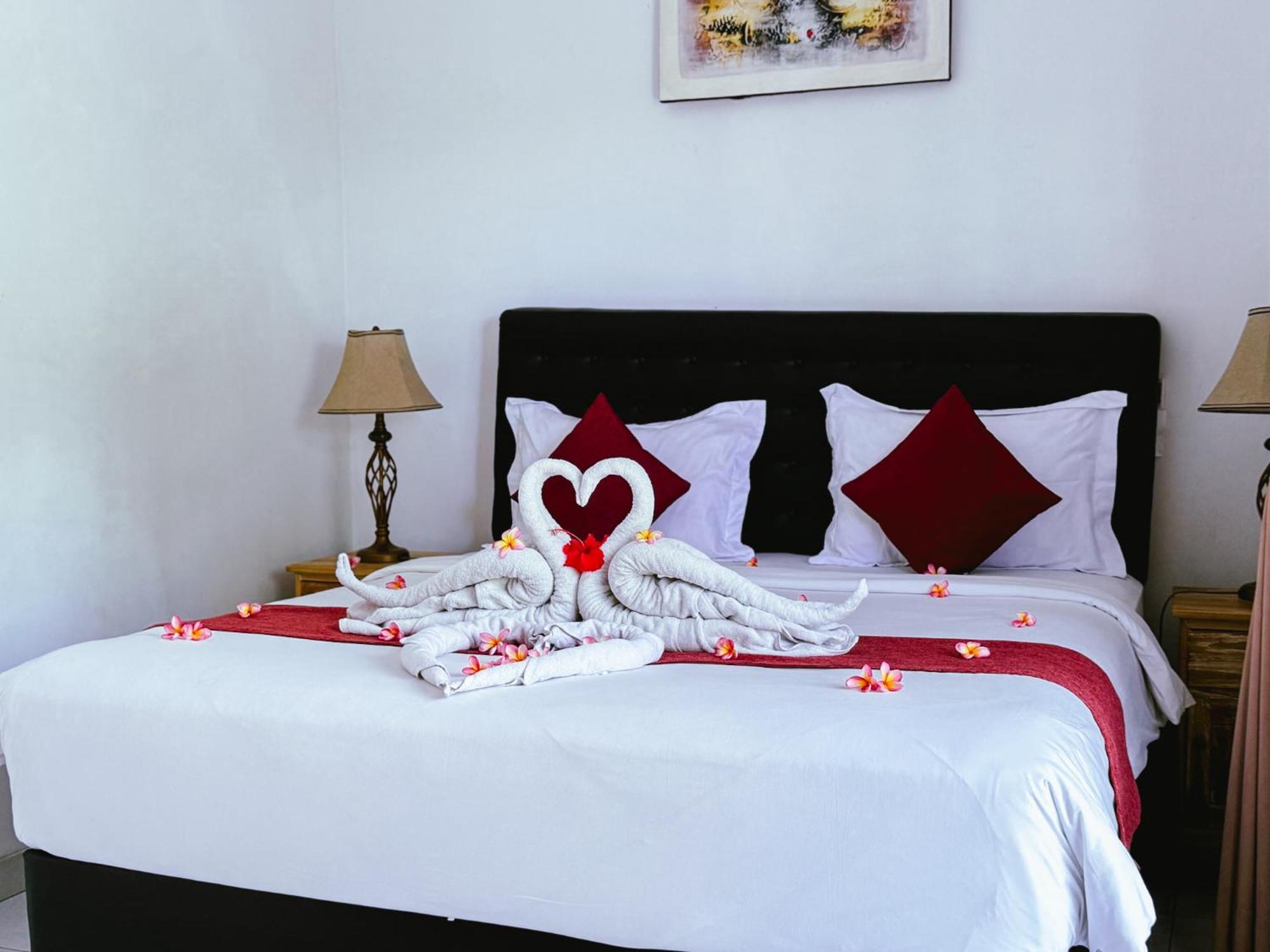 Biya Lumba Apartment จันดีดาซา ภายนอก รูปภาพ